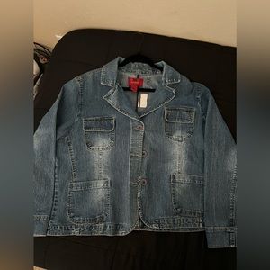 Women’s denim jacket